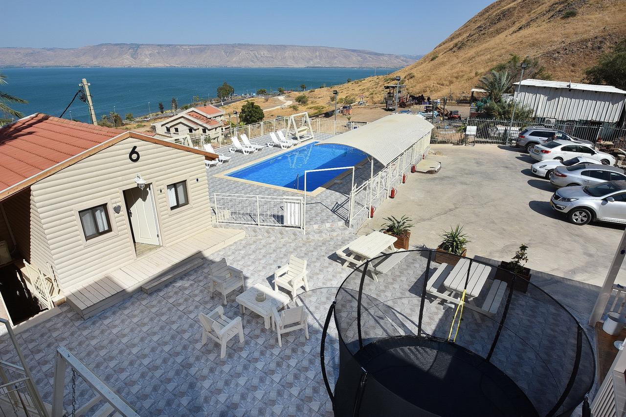 אחוזת חוף כנרת Kinneret Village Tiberias Kültér fotó